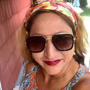 Meet your Posher, Norma